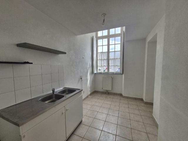 Location Appartement 3 pièces 102m² ST OMER 62500