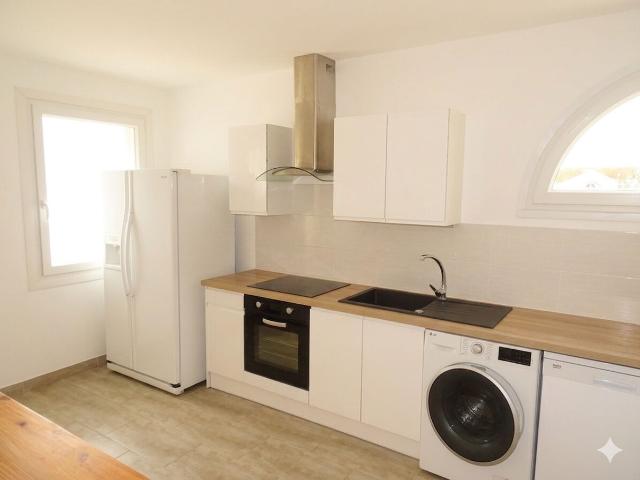 Location appartement 4 pièces, 107.00m², Narbonne