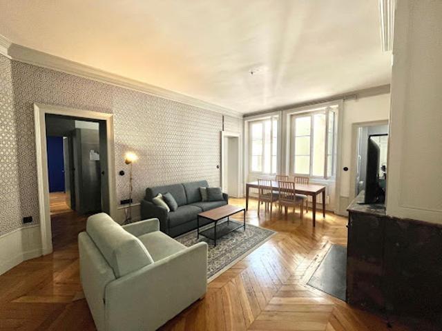 Location Appartement 4 pièces 103.71 m2 Lyon 2ème