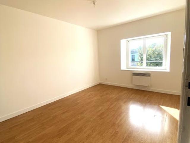 Location Appartement 4 pièces 104 m2 Jouy le Châtel
