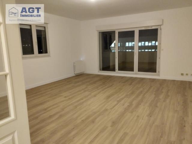 Location Appartement 4 pièces 104m² BEAUVAIS 60000