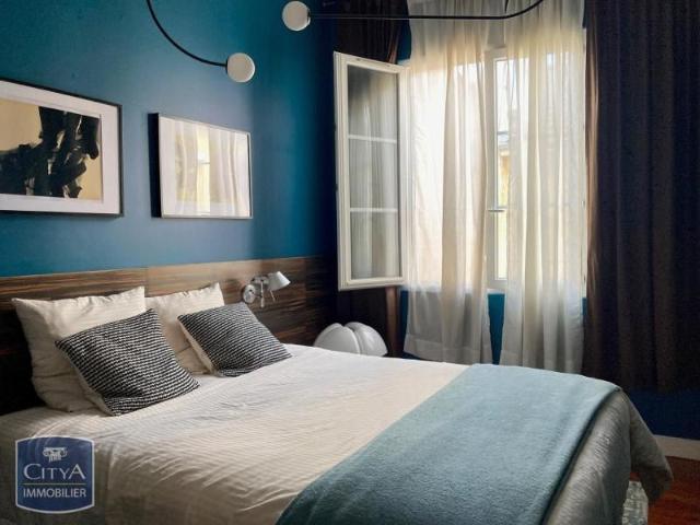 Location Appartement 4 pièces 104m² BORDEAUX 33000