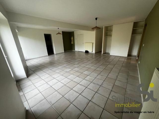 Location Appartement 4 pièces 104m² VOREPPE 38340