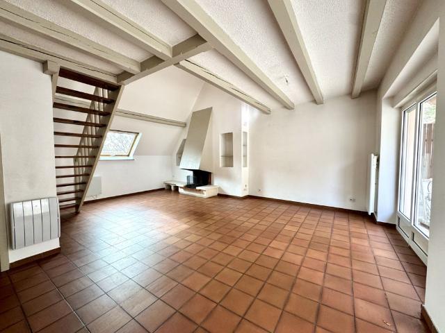 Location Appartement 4 pièces 105m² OBERHAUSBERGEN 67205