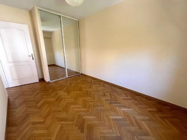 Location Appartement 4 pièces 105m² AIX EN PROVENCE 13100