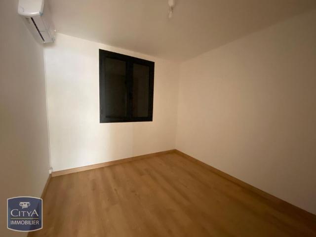 Location Appartement 4 pièces 105m² ST DENIS 97400