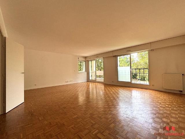 Location Appartement 4 pièces 105m²