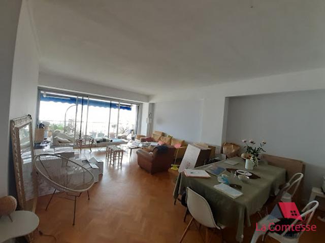 Location Appartement 4 pièces 106.53 m2 Marseille 8ème