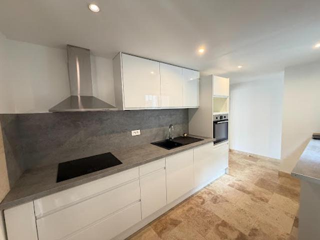 Location Appartement 4 pièces 106 m2 Meyrargues