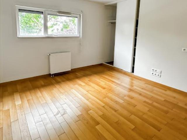 Location Appartement 4 pièces 106 m2 Saint Pierre des Corps