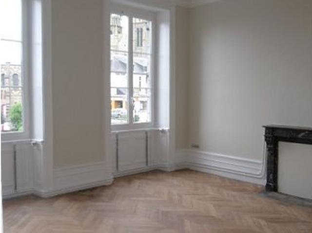 Location Appartement 4 pièces 106m² LA FERTE MACE 61600