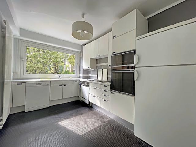 Location Appartement 4 pièces 107.63 m2 Sceaux