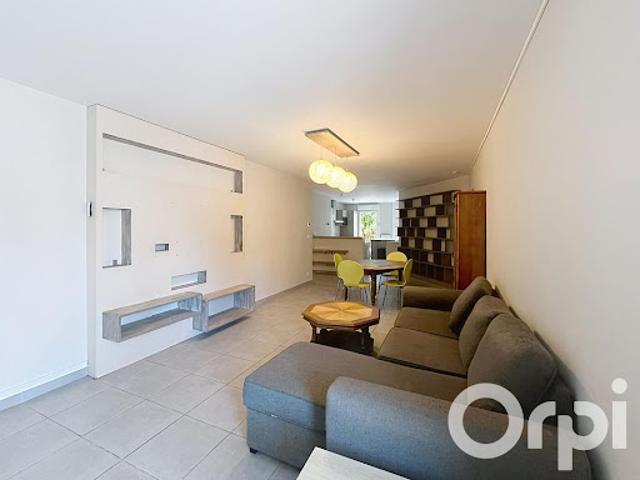 Location Appartement 4 pièces 107 m2 Villeurbanne