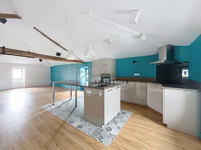 Location Appartement 4 pièces 107m²