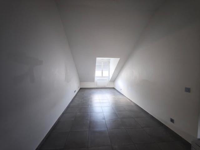 Location Appartement 4 pièces 108.8 m2 Maule