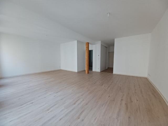 Location Appartement 4 pièces 108m² AGEN 47000