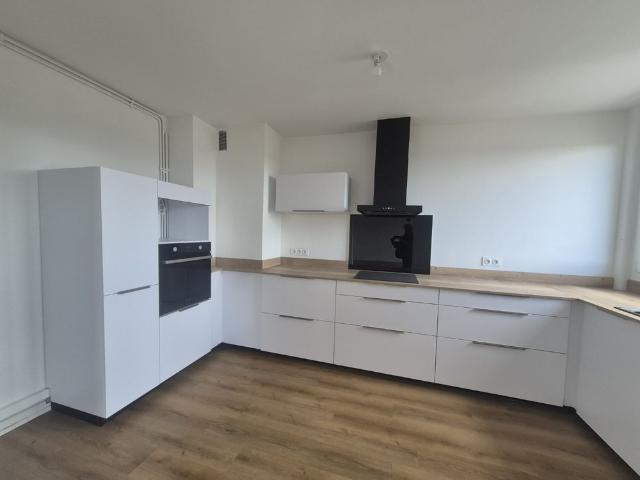 Location Appartement 3 pièces 108m² ST OMER 62500