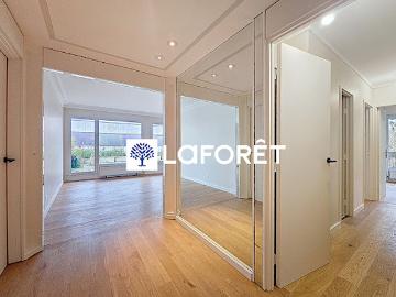 Location Appartement 4 pièces 110.55 m2 Noisy le Roi