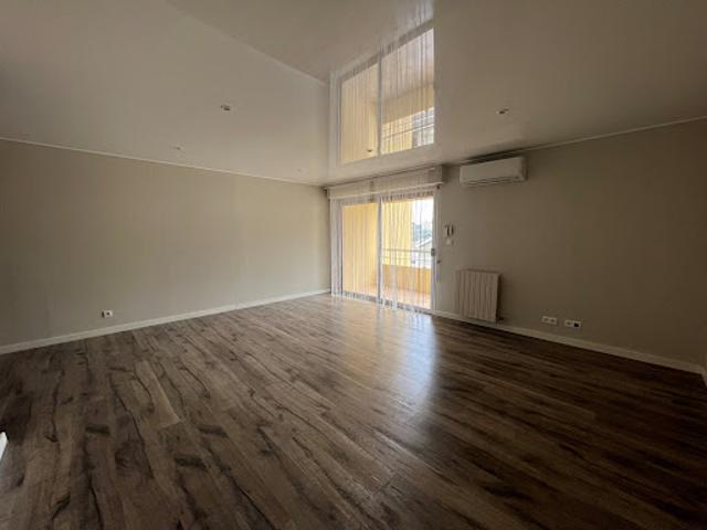 Location Appartement 4 pièces 110 m2 Bastia