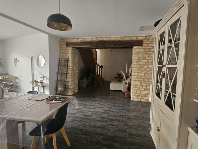 Location Appartement 4 pièces 110m² NEUVILLE DE POITOU 86170