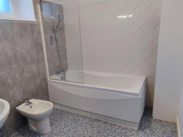 Location Appartement 4 pièces 110m²