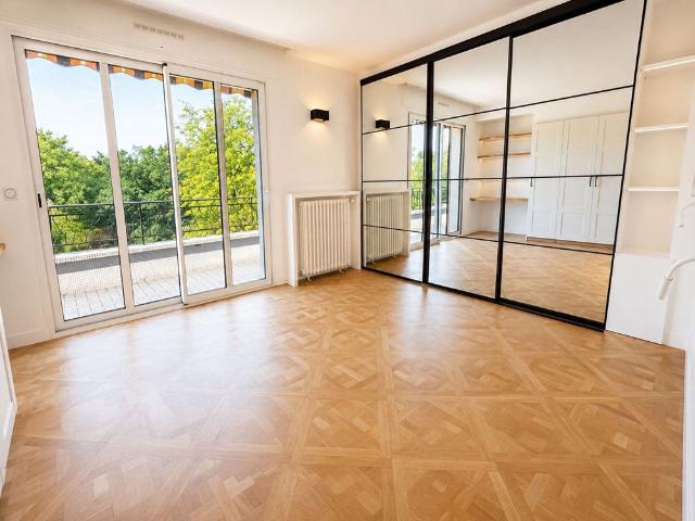 Location appartement 4 pièces, 111.00m², Fontenay sous Bois