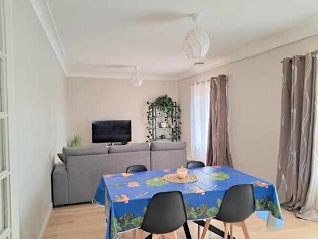 Location Appartement 4 pièces 111.5 m2 Ternay