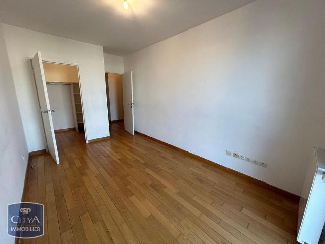 Location Appartement 4 pièces 111m² MEAUX 77100