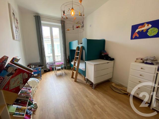 Location Appartement 4 pièces 111m² NICE 06000