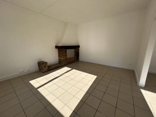 Location Appartement 4 pièces 112m² BOULOGNE SUR MER 62200