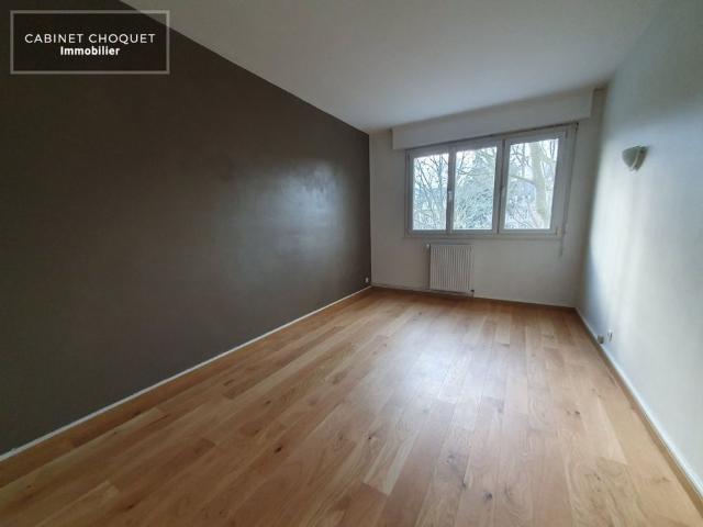 Location Appartement 4 pièces 112m² LILLE 59000
