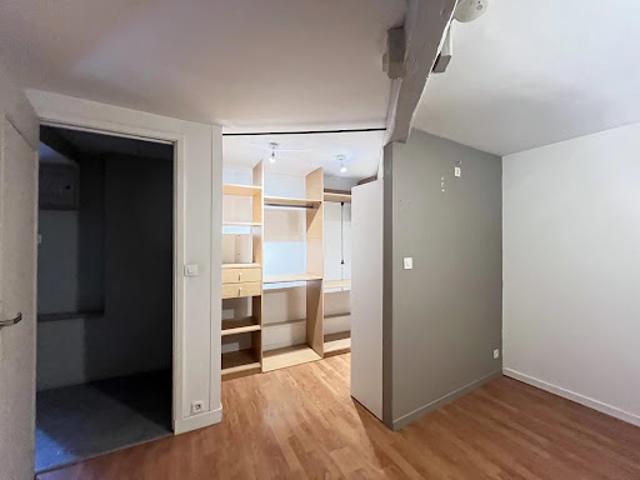Location Appartement 4 pièces 115.56 m2 Nevers
