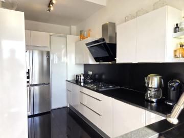 Location Appartement 4 pièces 115m² ST DENIS 97400