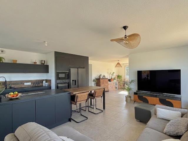 Location Appartement 4 pièces 116 m2 Montpellier