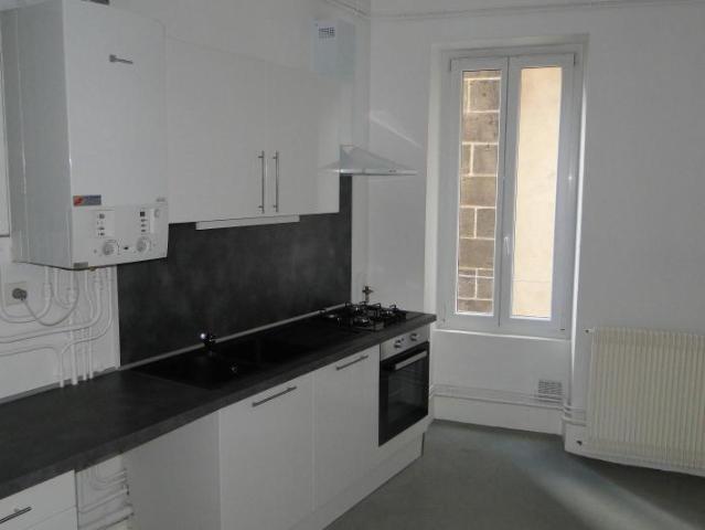 Location Appartement 4 pièces 116m² CLERMONT FERRAND 63000