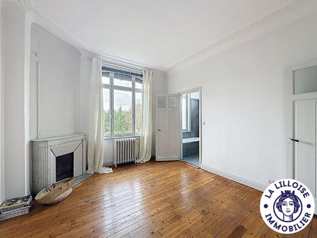 Location Appartement 4 pièces 116m²