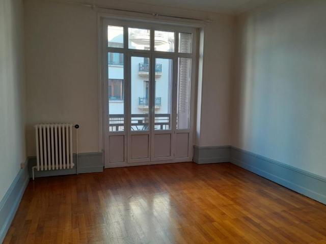 Location Appartement 4 pièces 117m² ANNECY 74000