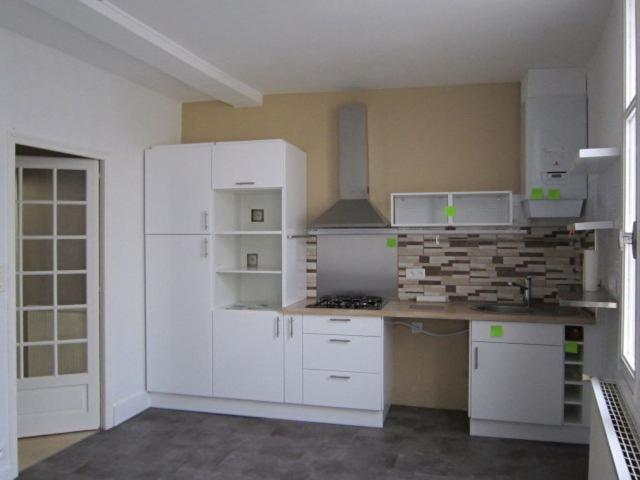 Location Appartement 4 pièces 117m² FONTENAY LE COMTE 85200