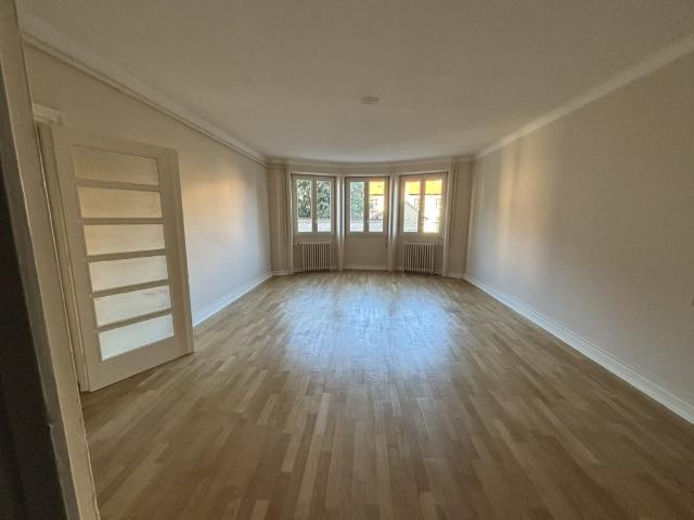 Location Appartement 4 pièces 117m² LYON 7ème
