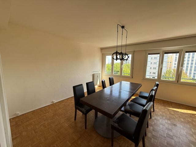 Location Appartement 4 pièces 117m² STRASBOURG 67000