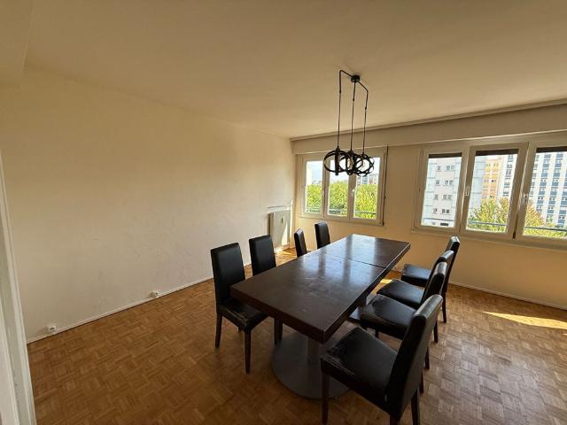 Location Appartement 4 pièces 117m² STRASBOURG 67000