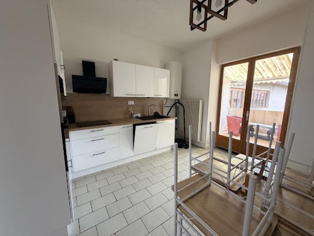 Location Appartement 4 pièces 118.87 m2 La Côte Saint André