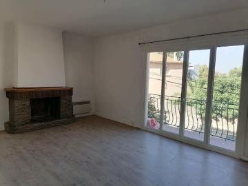 Location Appartement 4 pièces 120 m2 Claira