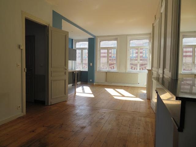 Location Appartement 4 pièces 120 m2 Lille