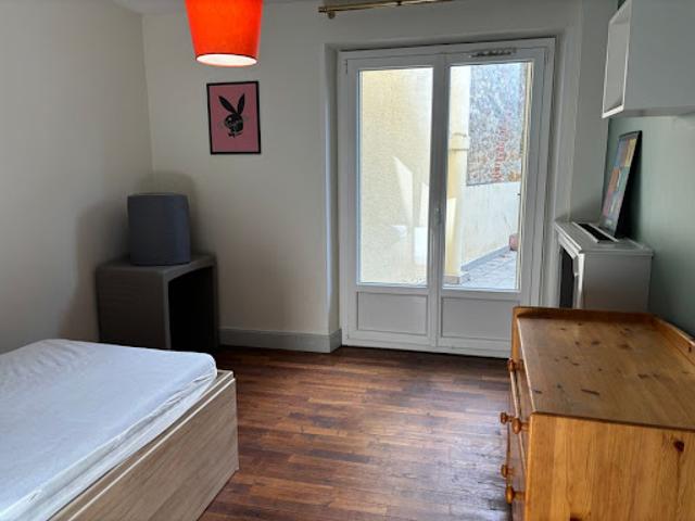 Location Appartement 4 pièces 120 m2 Vierzon