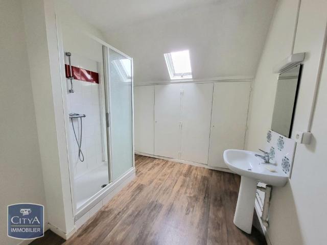 Location Appartement 4 pièces 122m² BEAUVAIS 60000