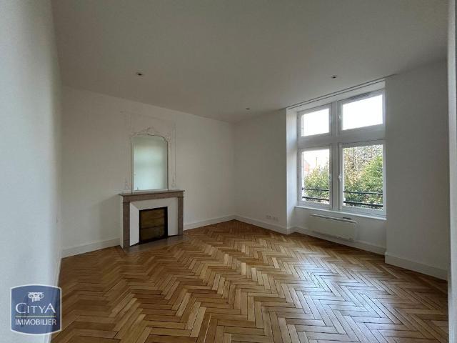 Location Appartement 4 pièces 122m² BOURGES 18000