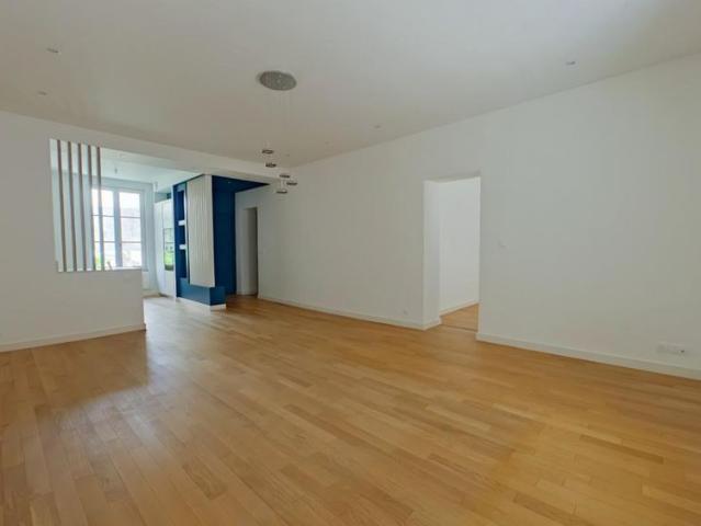 Location Appartement 4 pièces 123m² POITIERS 86000
