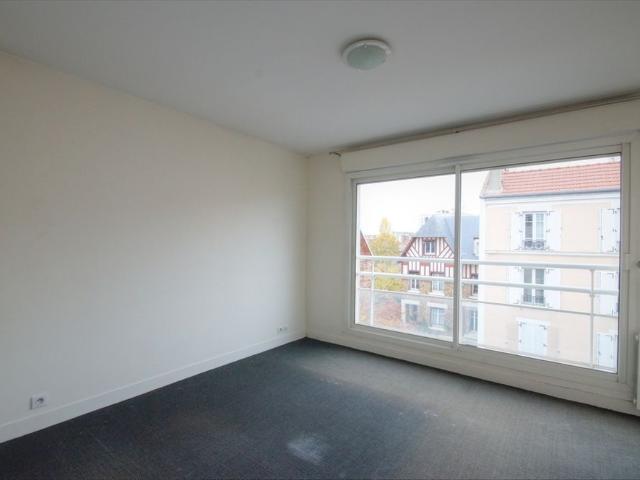 Location Appartement 4 pièces 123m²