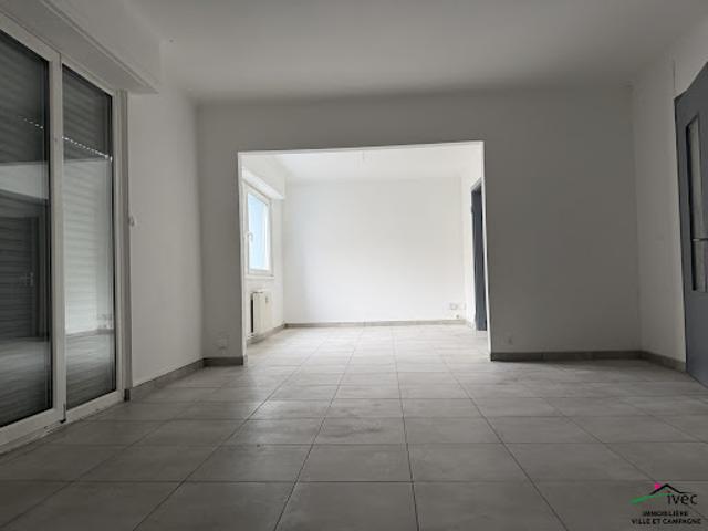 Location Appartement 4 pièces 124 m2 Reichstett